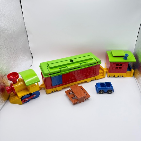 ideal Other - MacMagnet Family Car 1975 Ideal Think & Learn Live In Train Vintage